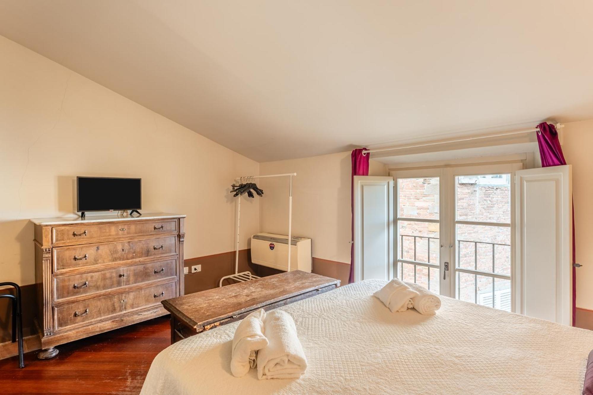 Anfiteatro Luxury Rooms - Affitti Brevi Italia Lucca Exterior photo